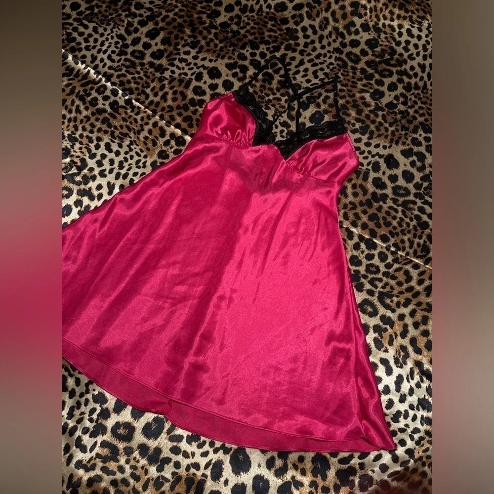 Apt. 9 Hot Pink & Black Lace Satin Slip